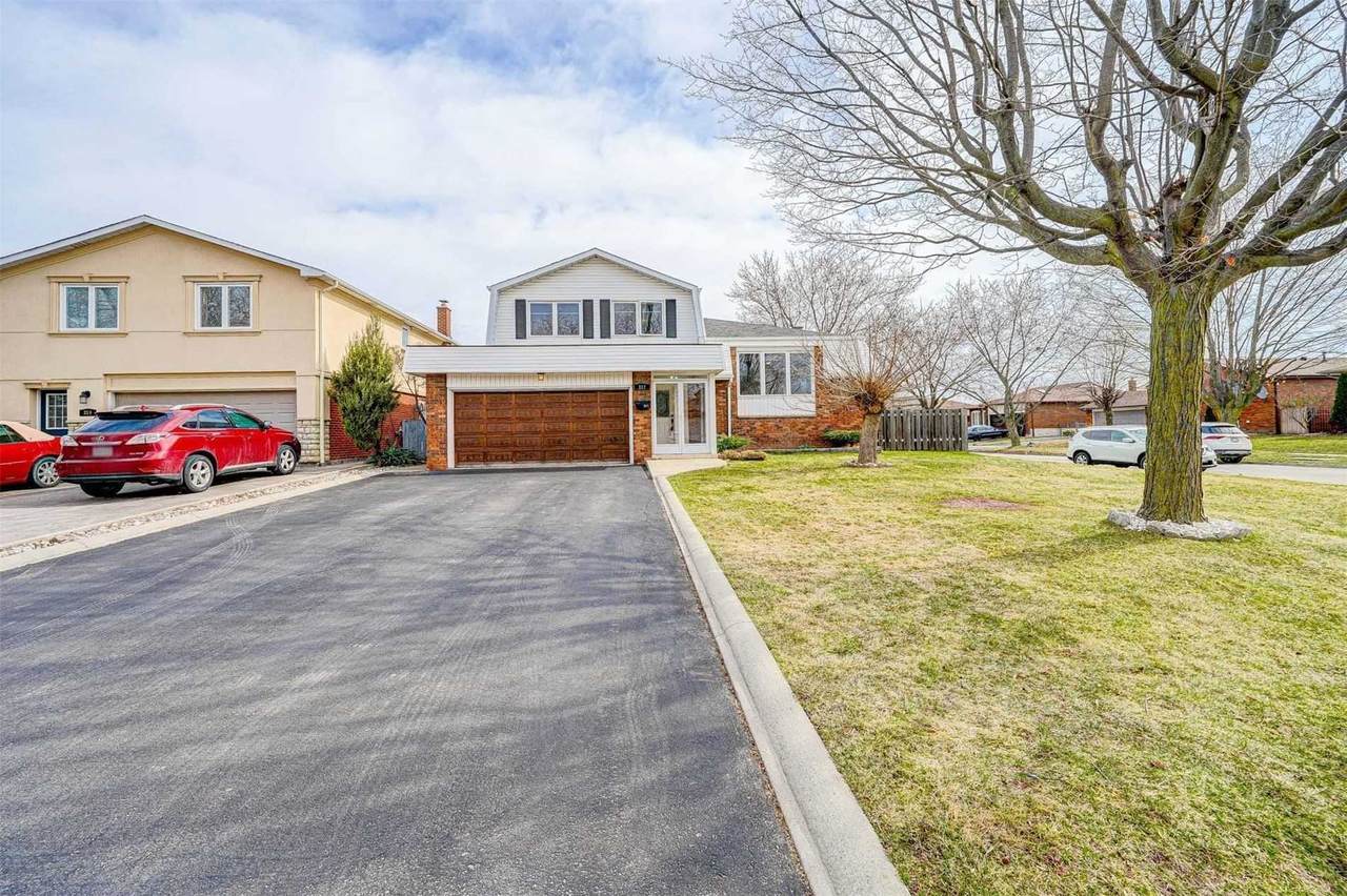 317 Ulric Cres - Photo 1