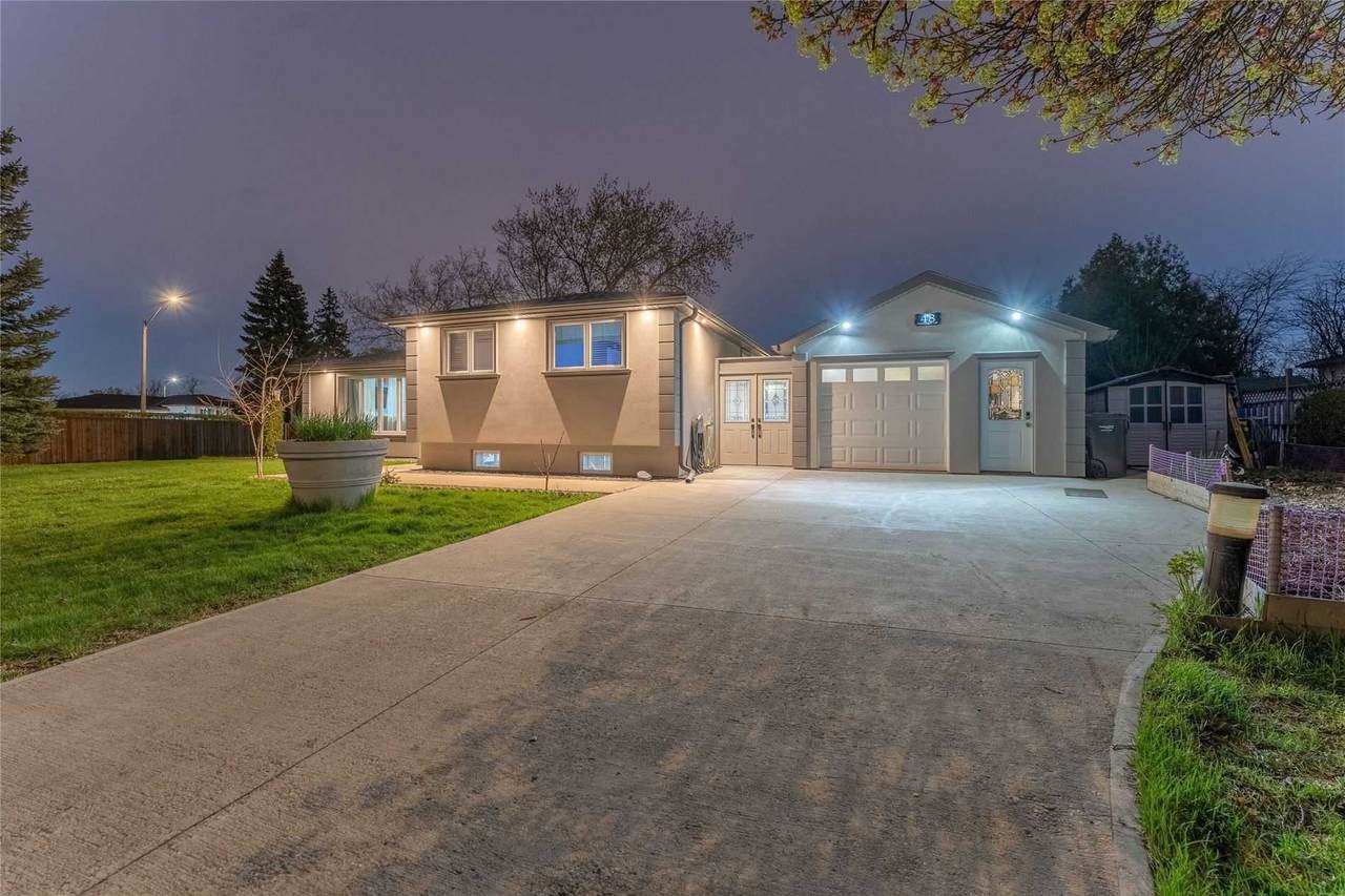 48 Deloraine Dr - Photo 1
