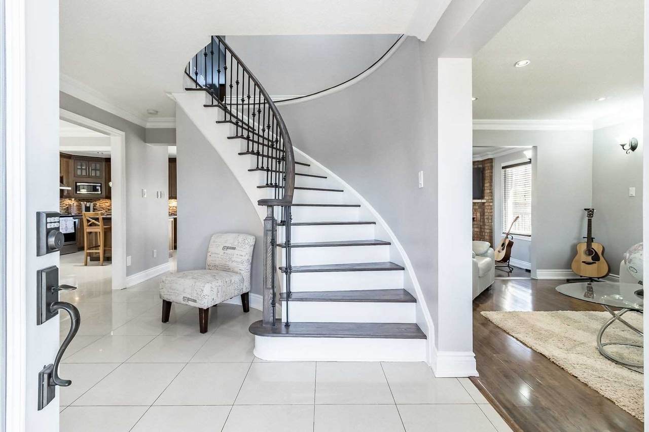 38 Brydon Cres - Photo 1