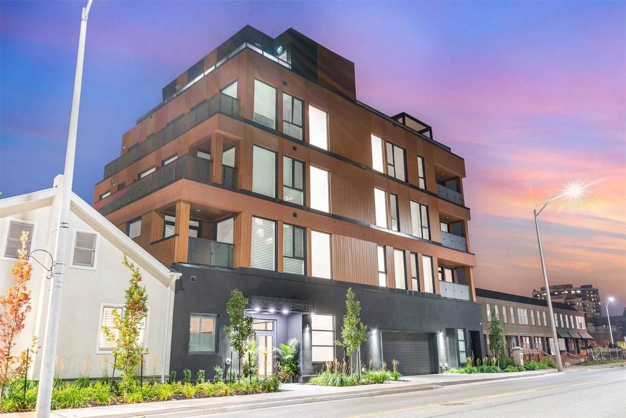 158 Randall St - Photo 1