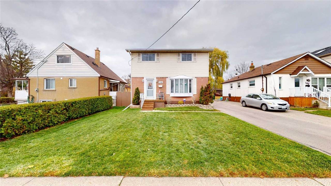 106 Allenby Ave - Photo 1