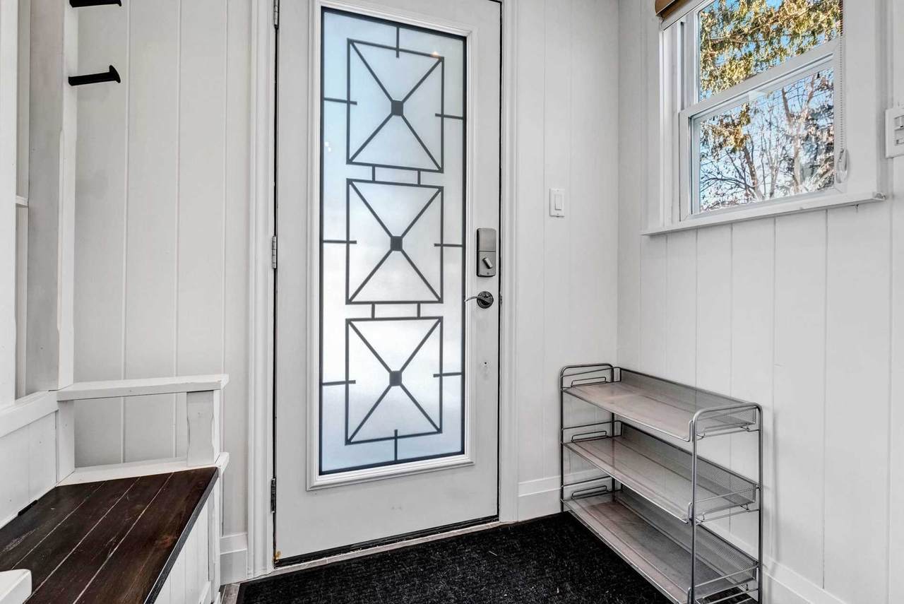95 River Rd - Photo 1