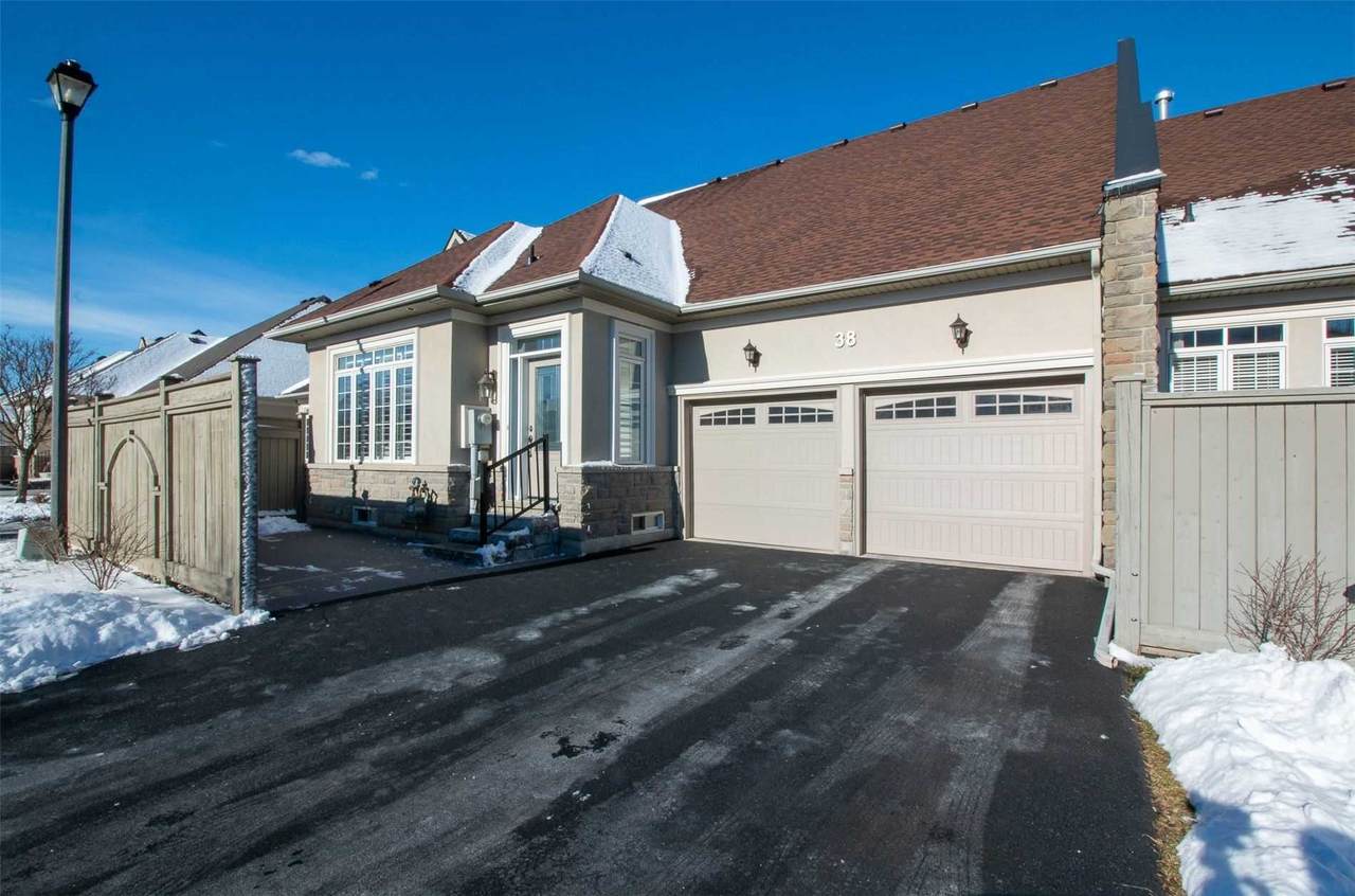 38 Garrison Sq - Photo 1
