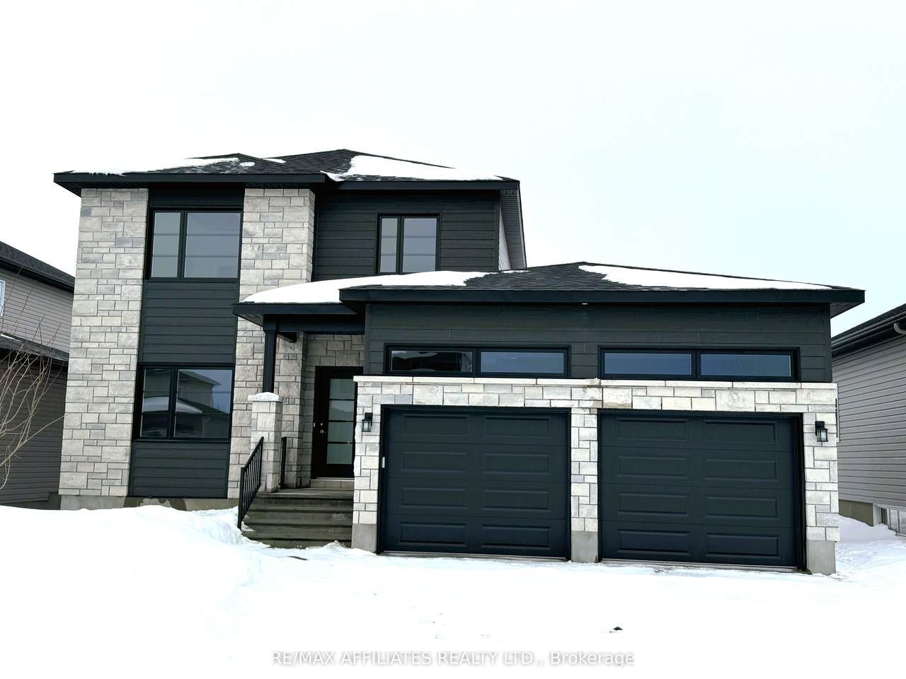 1060 Chablis Crescent - Photo 1