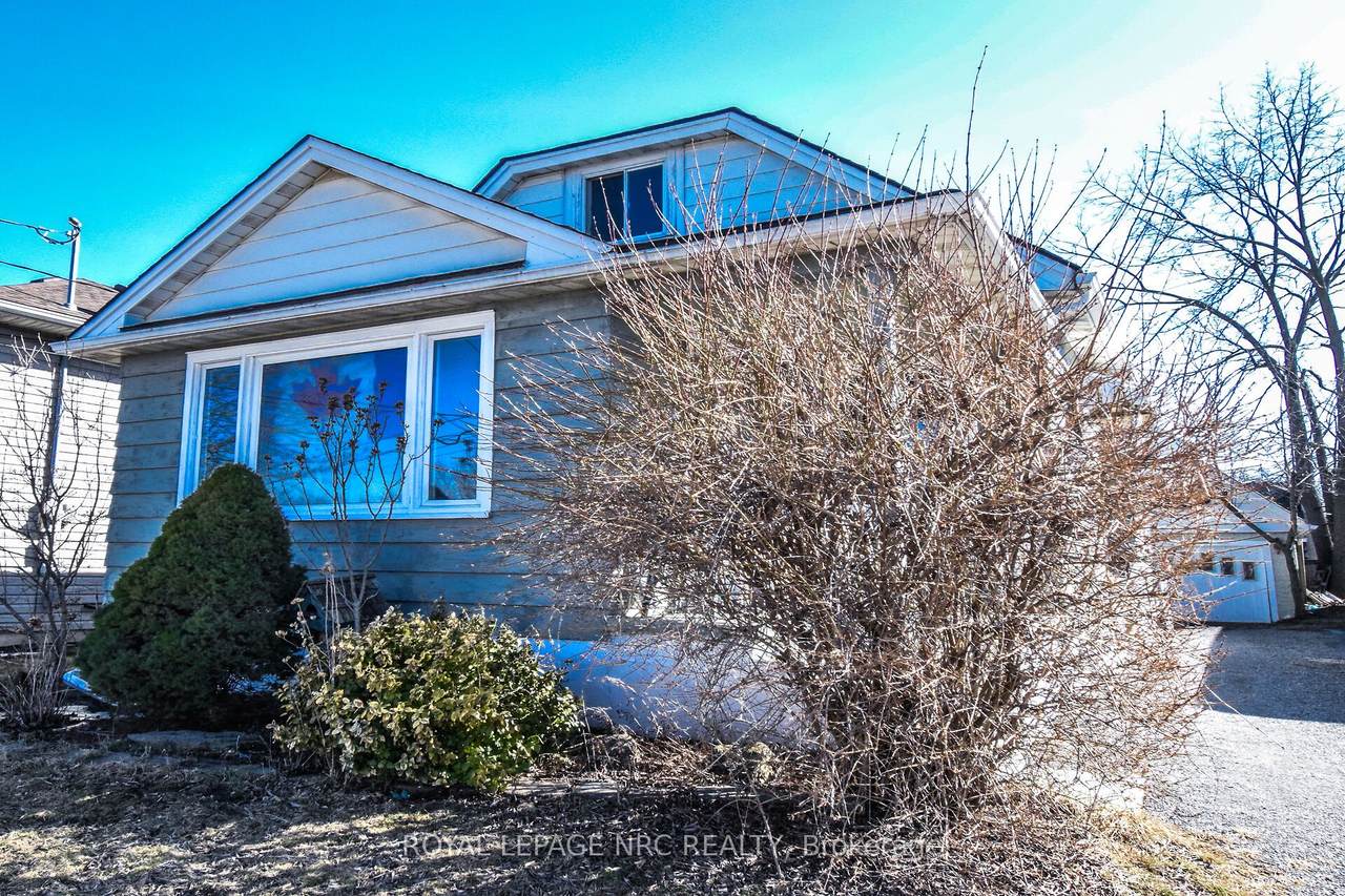 110 Eastchester Avenue - Photo 1