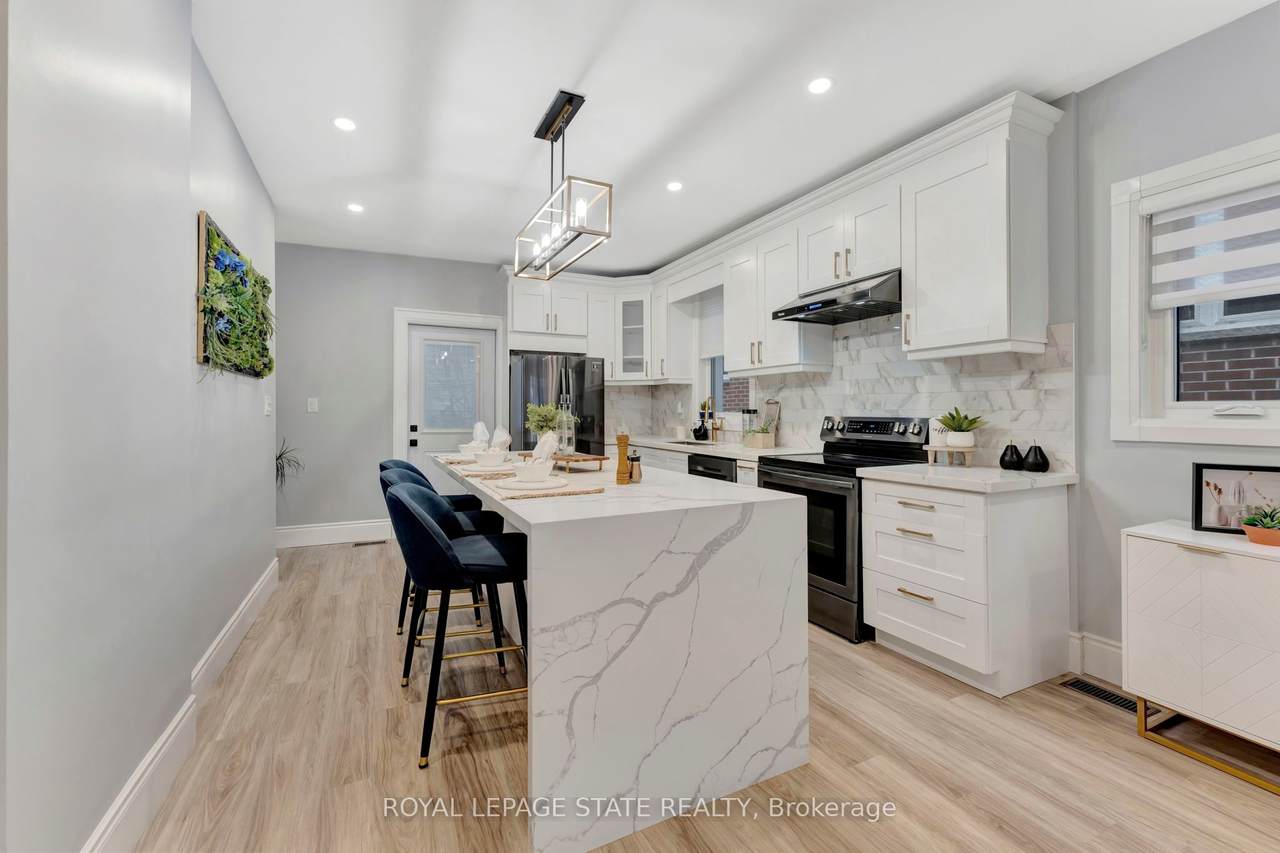 520 Cochrane Road - Photo 1