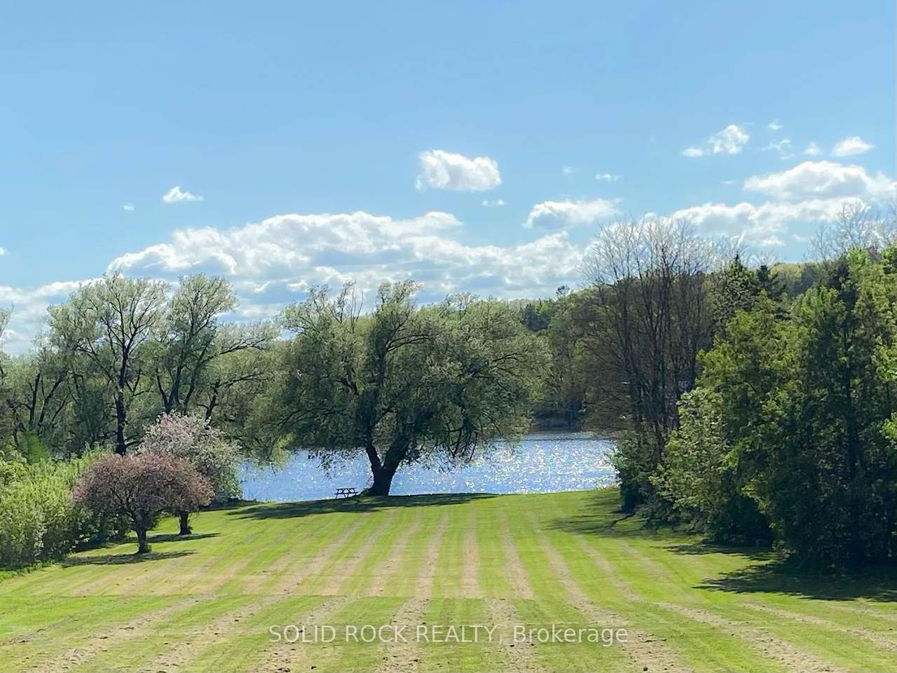 724 River Road - Photo 1