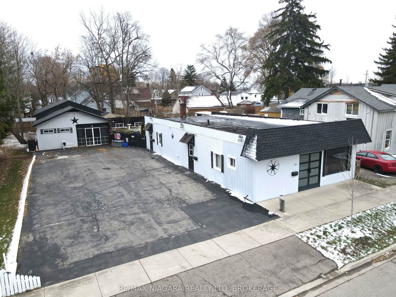 61 Queen Street - Photo 1