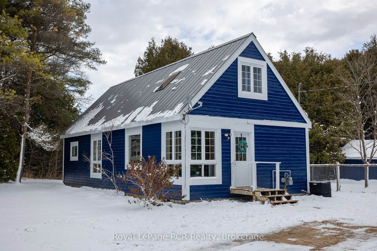 121 Collingwood Street - Photo 1