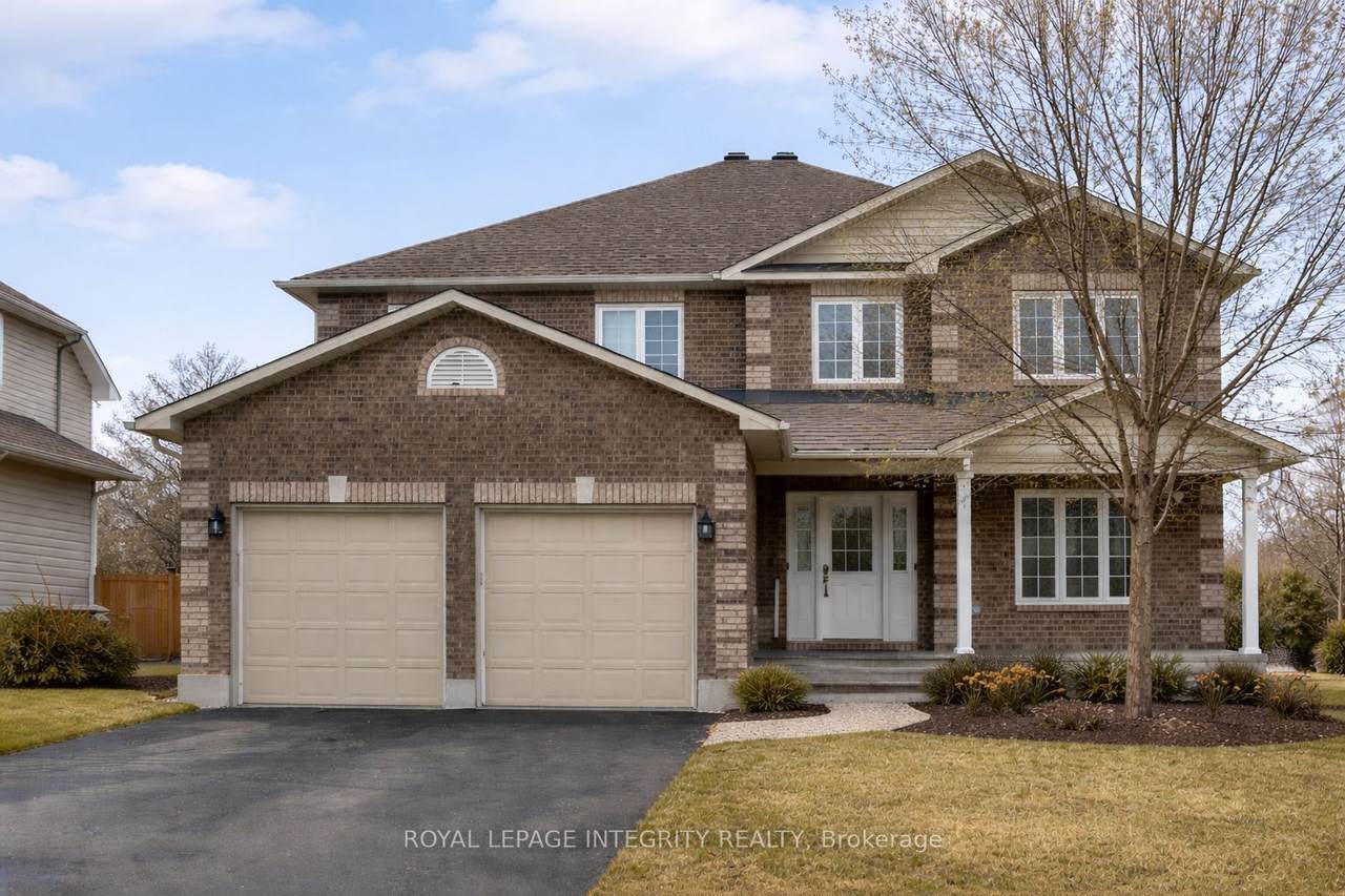 111 Comba Drive - Photo 1