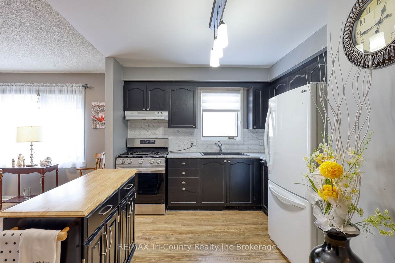 https://bt-photos.global.ssl.fastly.net/toronto/1280_boomver_2_X12952572-1.jpg