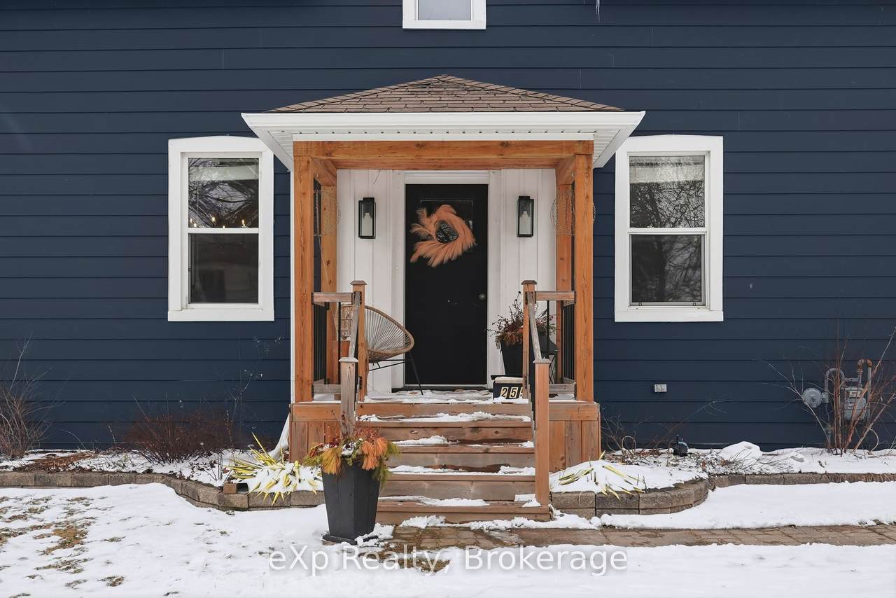 https://bt-photos.global.ssl.fastly.net/toronto/1280_boomver_2_X12953718-2.jpg