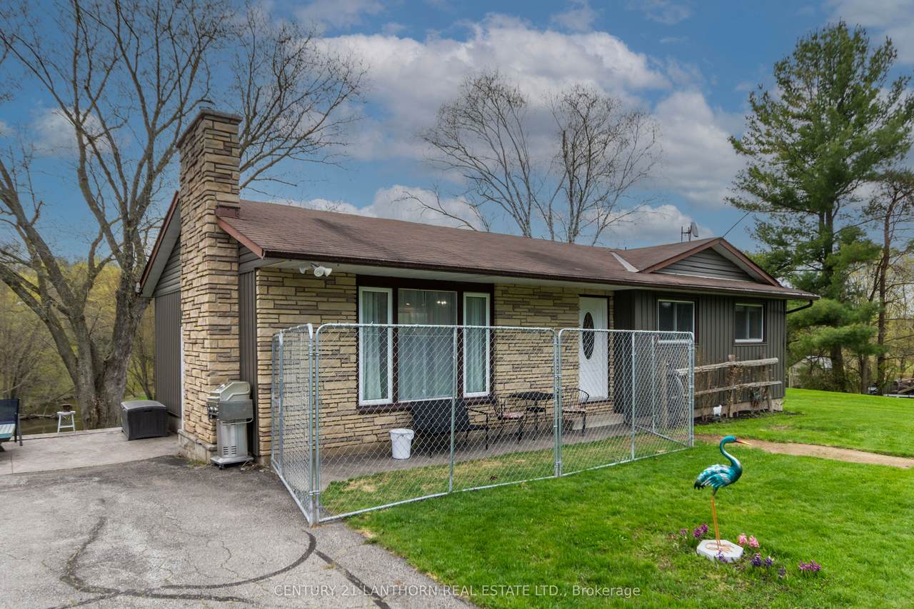 https://bt-photos.global.ssl.fastly.net/toronto/1280_boomver_2_X13094382-1.jpg