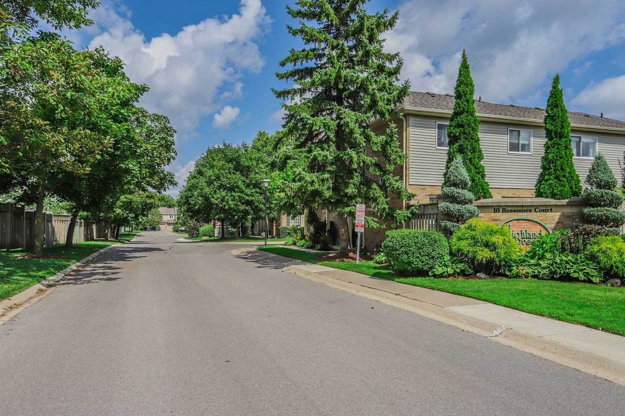 10 Rossmore Crt - Photo 1