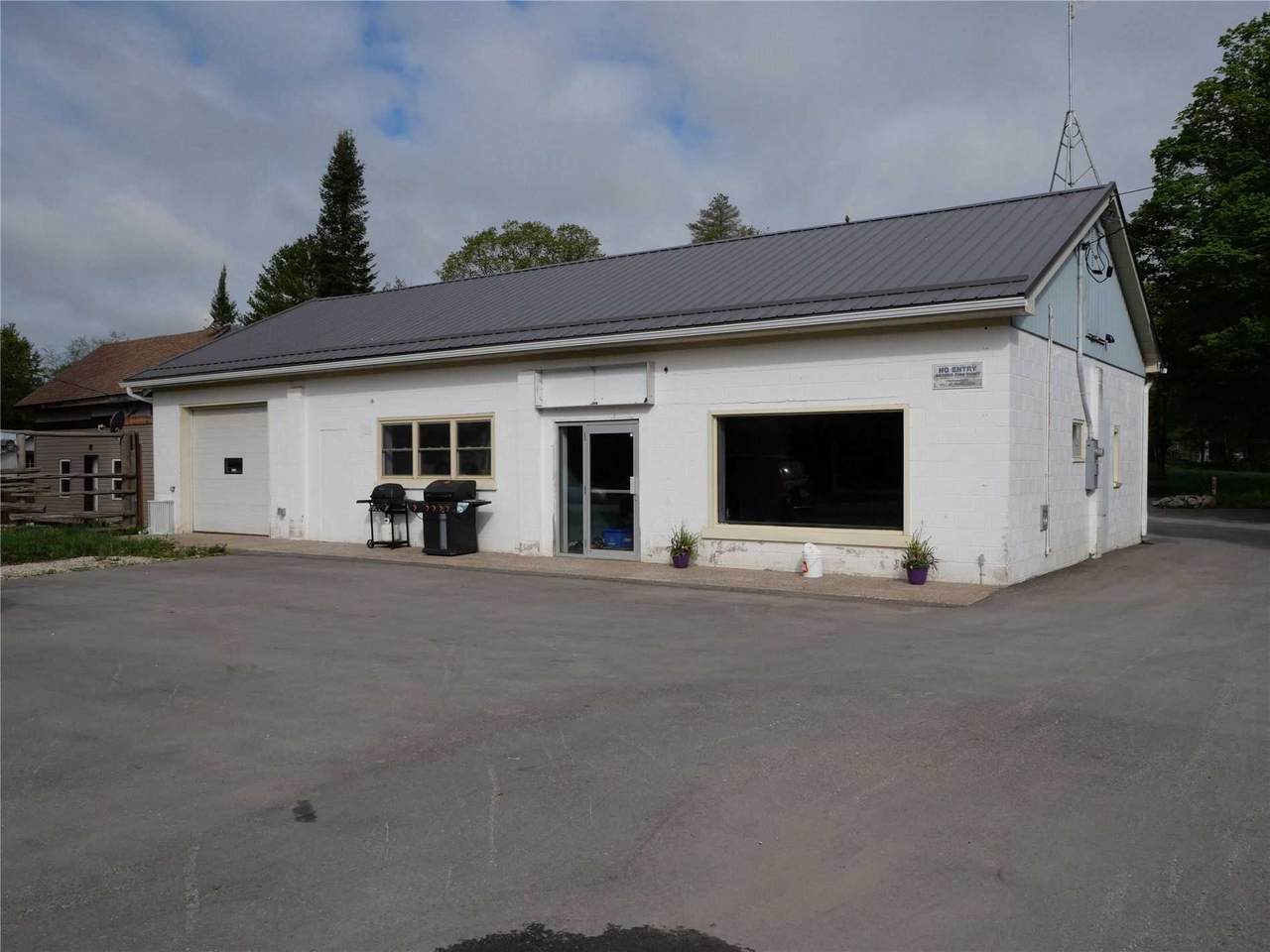 580303 Sideroad 60 Rd - Photo 1