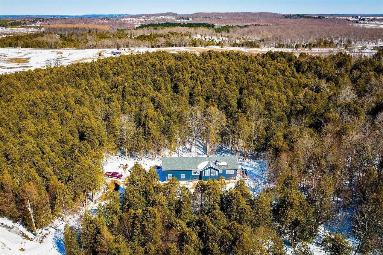 135 Lake Dr - Photo 1