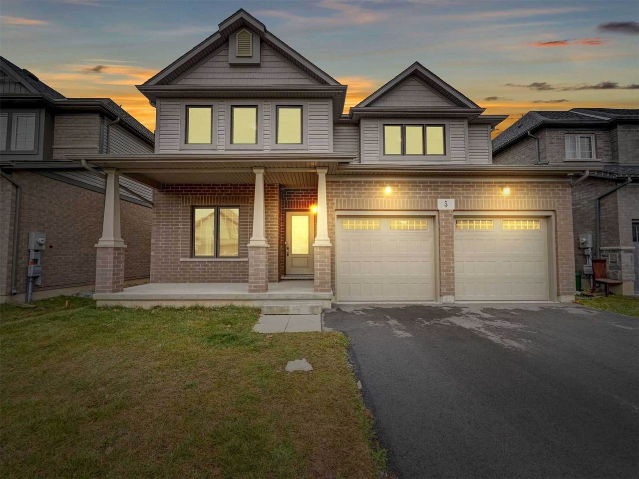 5 Darling Ave - Photo 1