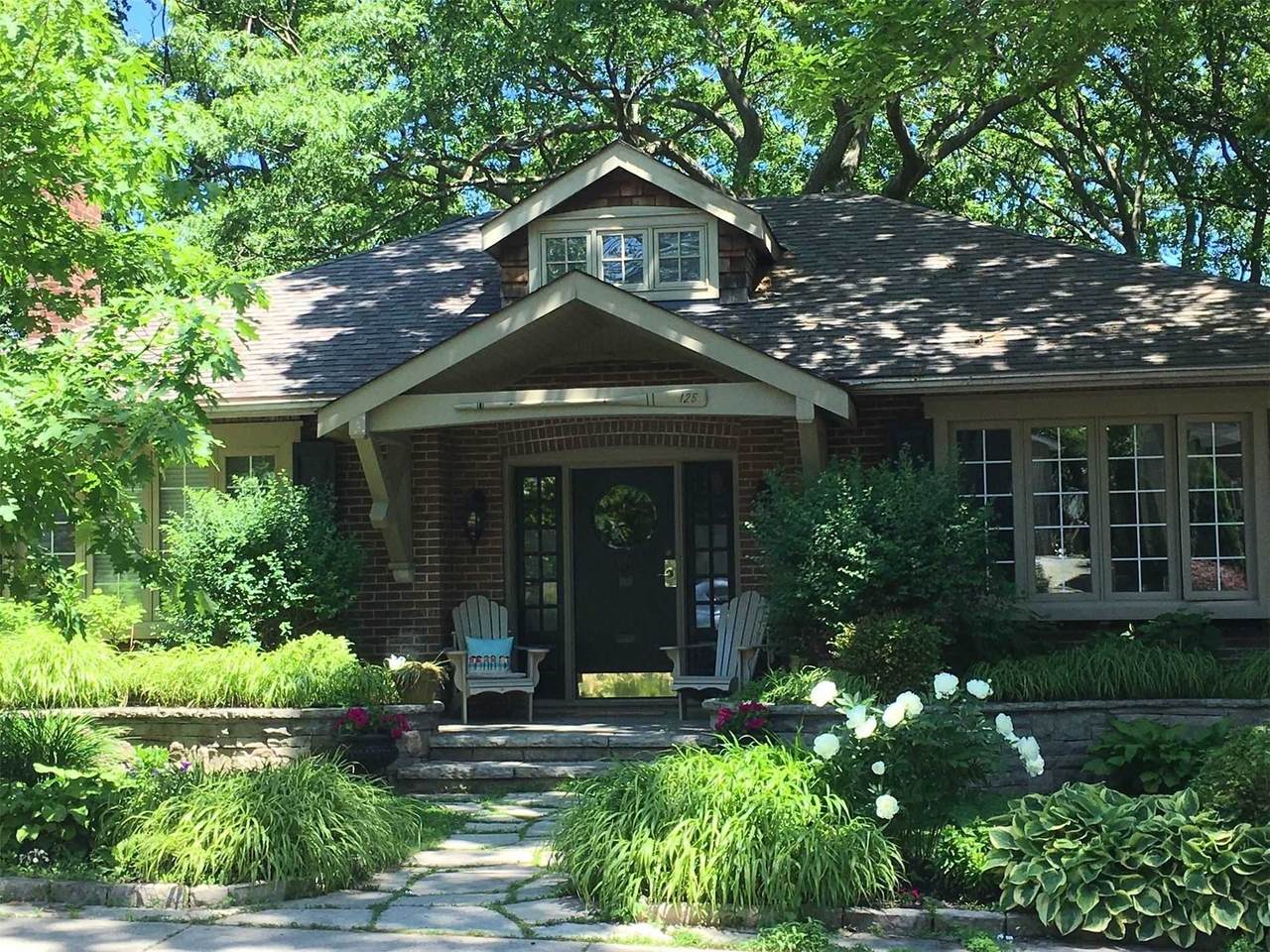 125 Kingswood Rd - Photo 1