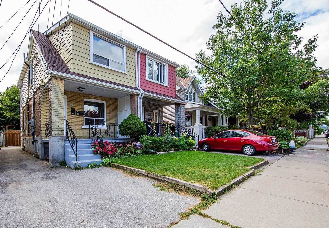 91 Newmarket Ave - Photo 1