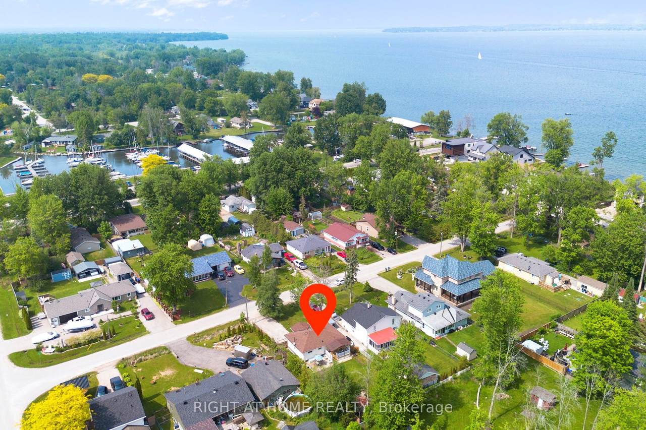 1129 Lindy Lane - Photo 1