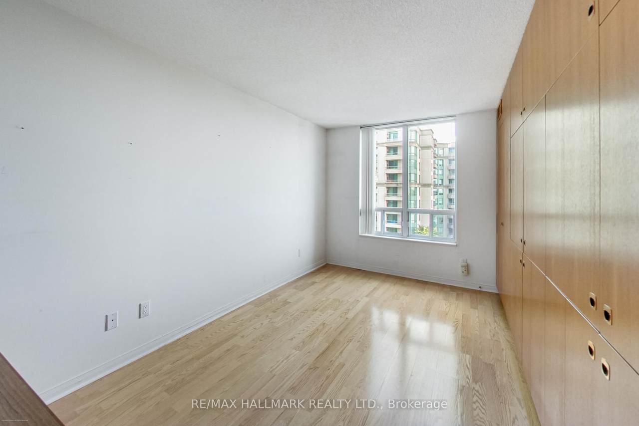 5 Emerald Lane - Photo 1