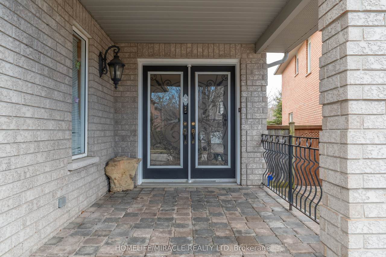 https://bt-photos.global.ssl.fastly.net/toronto/1280_boomver_3_N13014646-1.jpg