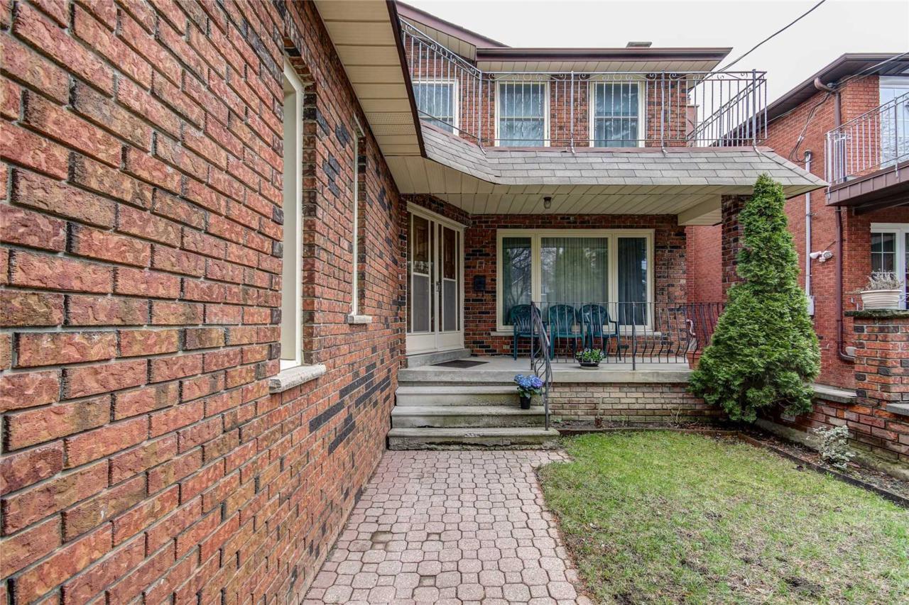 85 Spruce Ave - Photo 1
