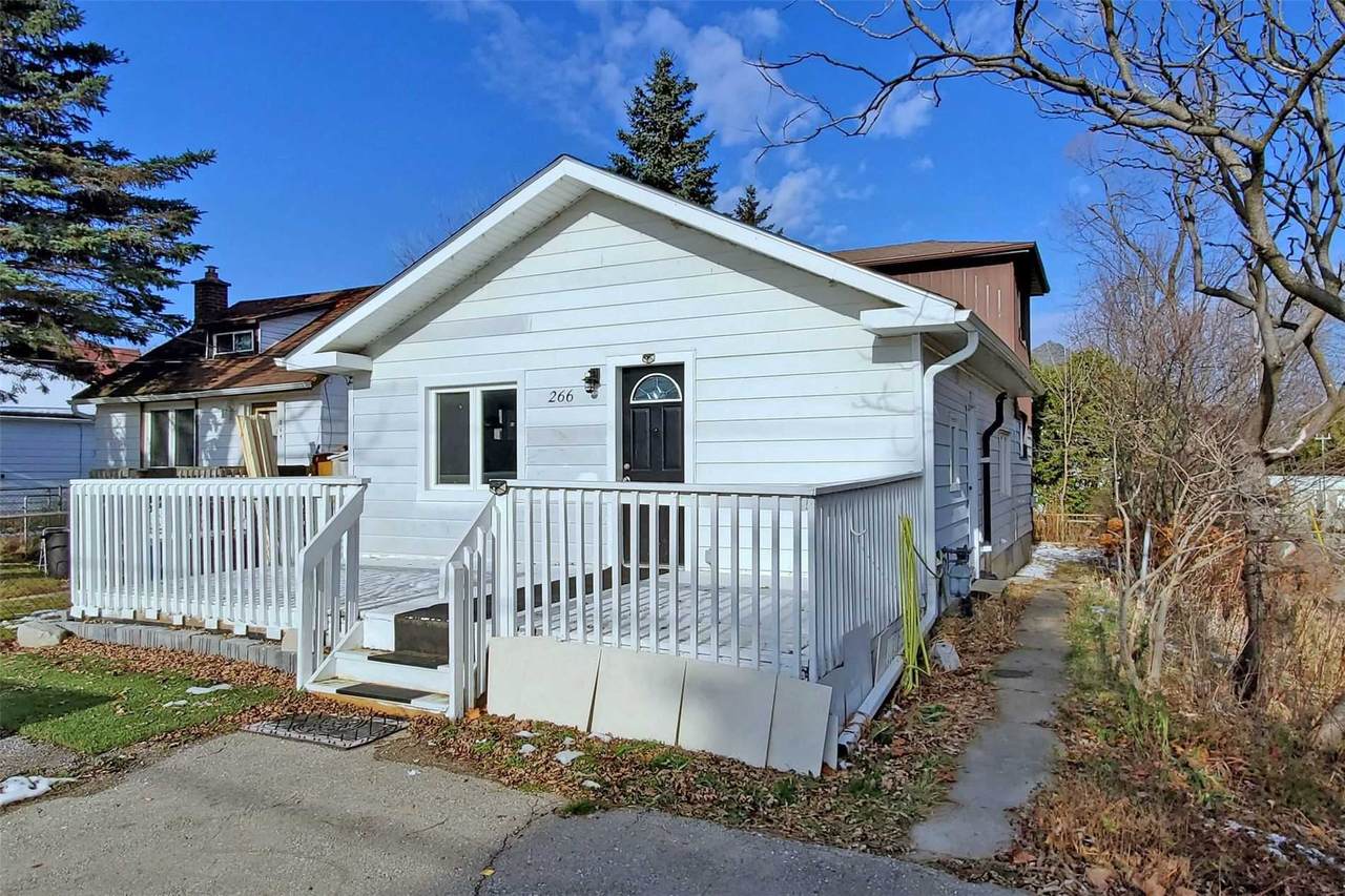 266 Douglas Rd - Photo 1