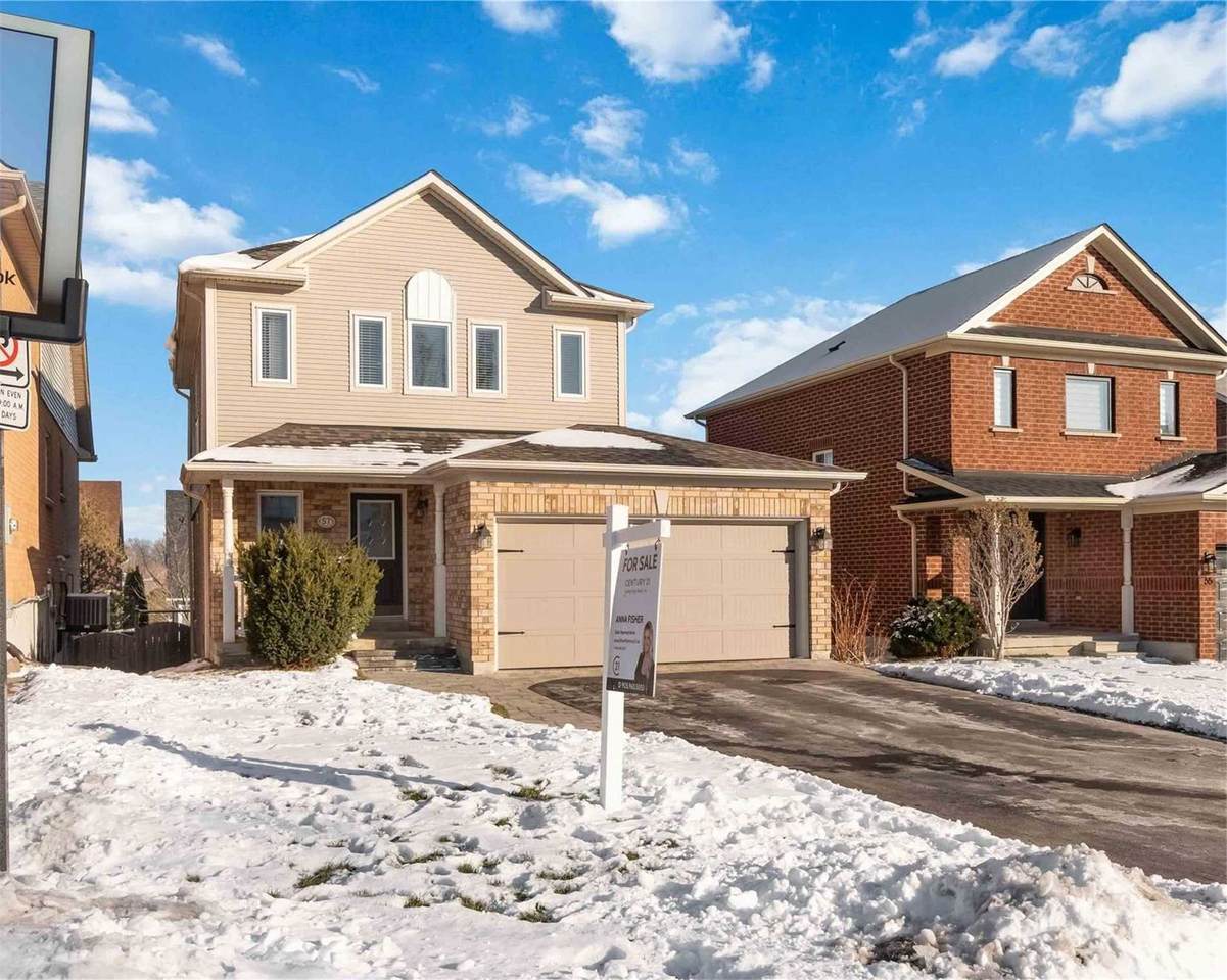 57 Silverstone Cres - Photo 1