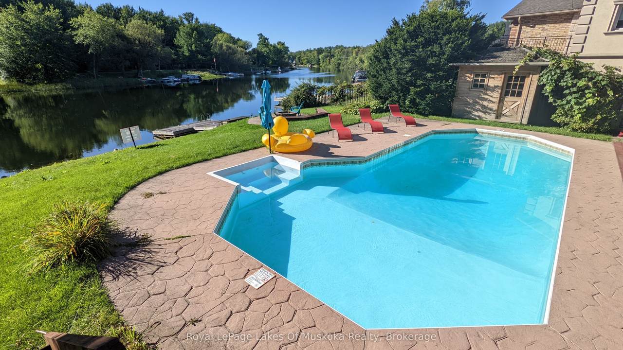 1815 Peninsula Point Road - Photo 1