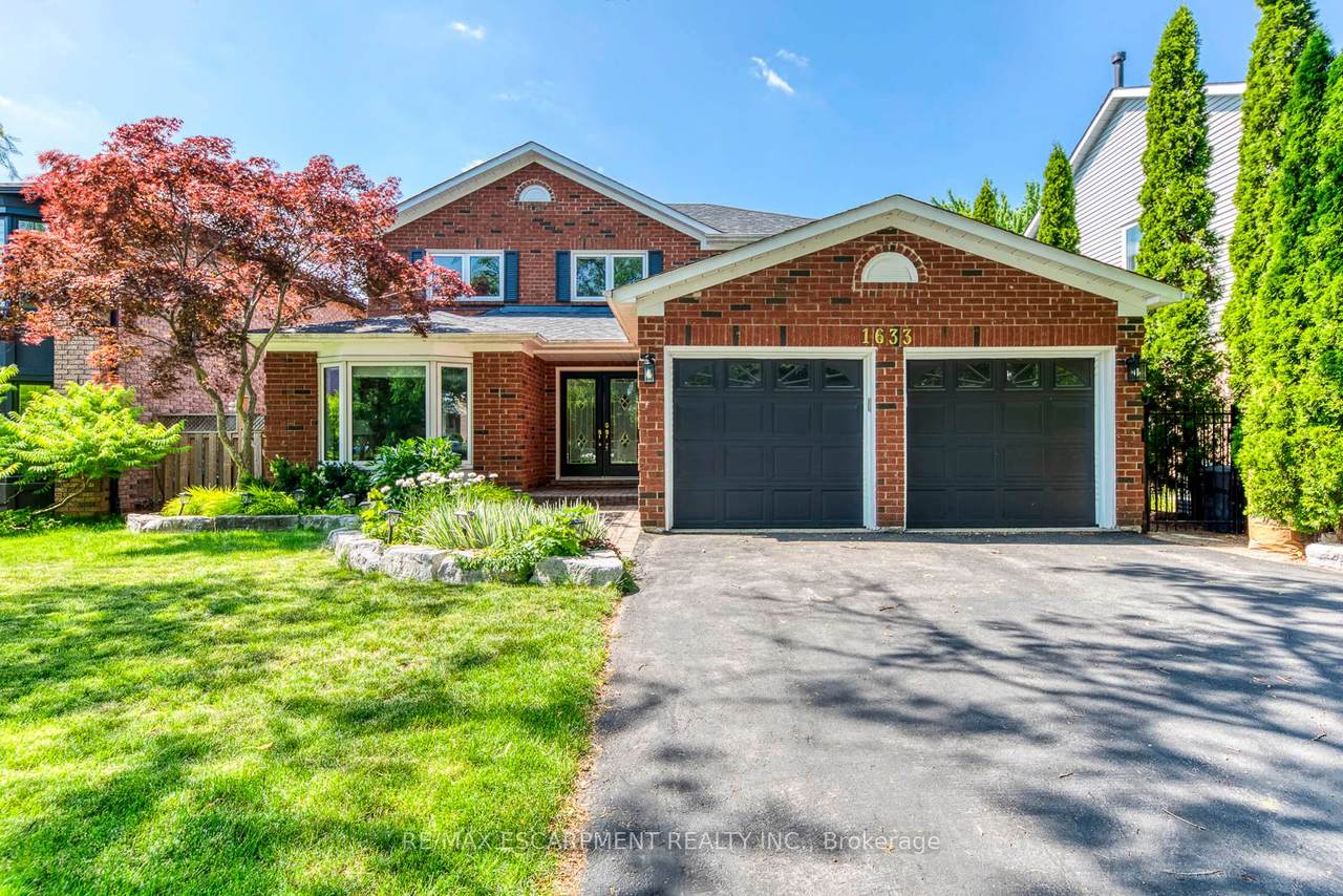 1633 Greenbriar Drive - Photo 1