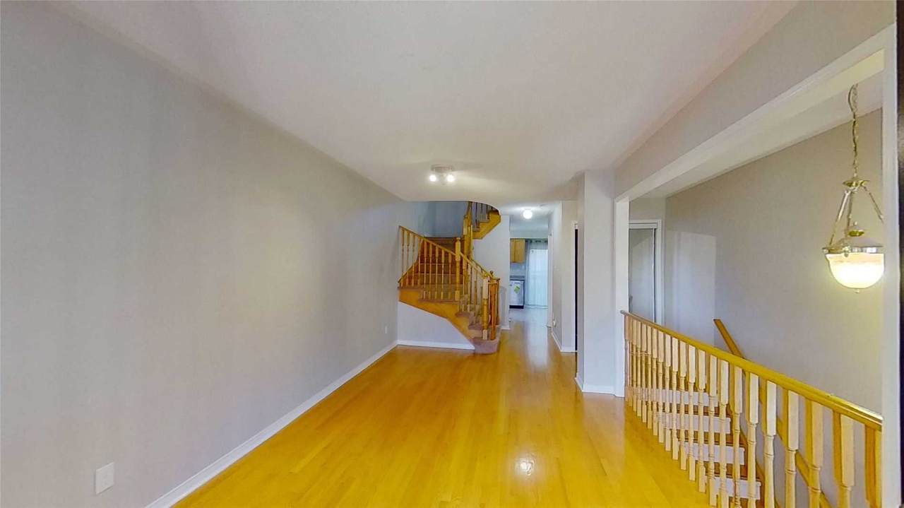 601 Shoreline Dr - Photo 1