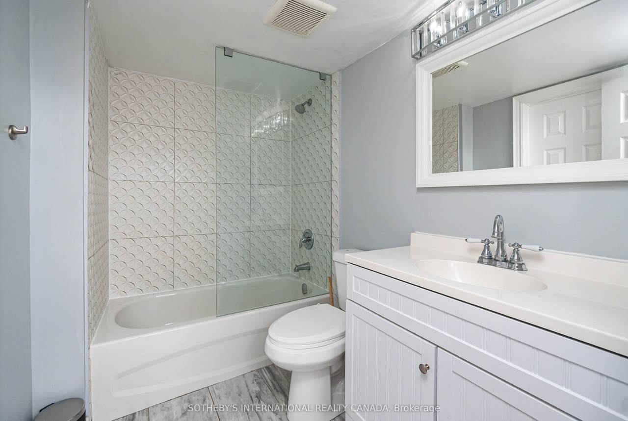 89 Mccaul Street - Photo 1