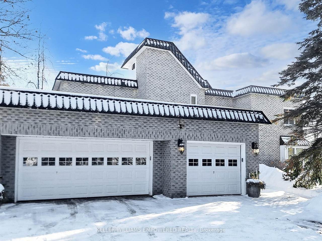 788 Woodland Acres Crescent - Photo 1