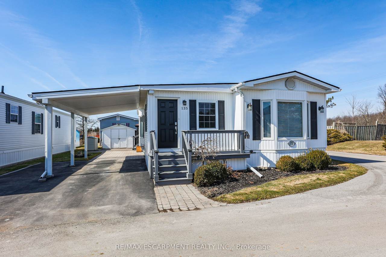 3033 Townline Road - Photo 1