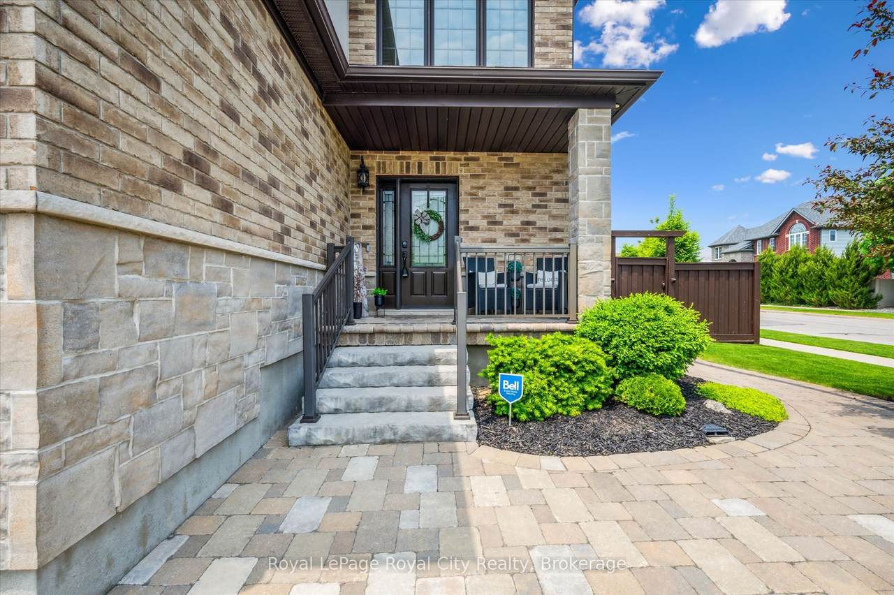 https://bt-photos.global.ssl.fastly.net/toronto/1280_boomver_4_X13086298-1.jpg