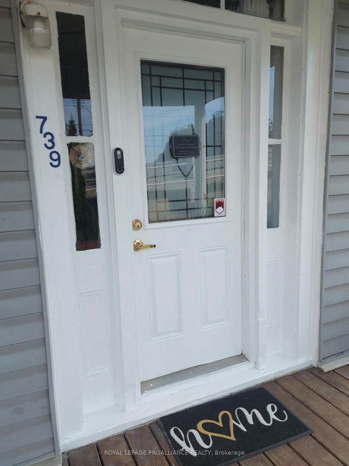739 Edward Street - Photo 1