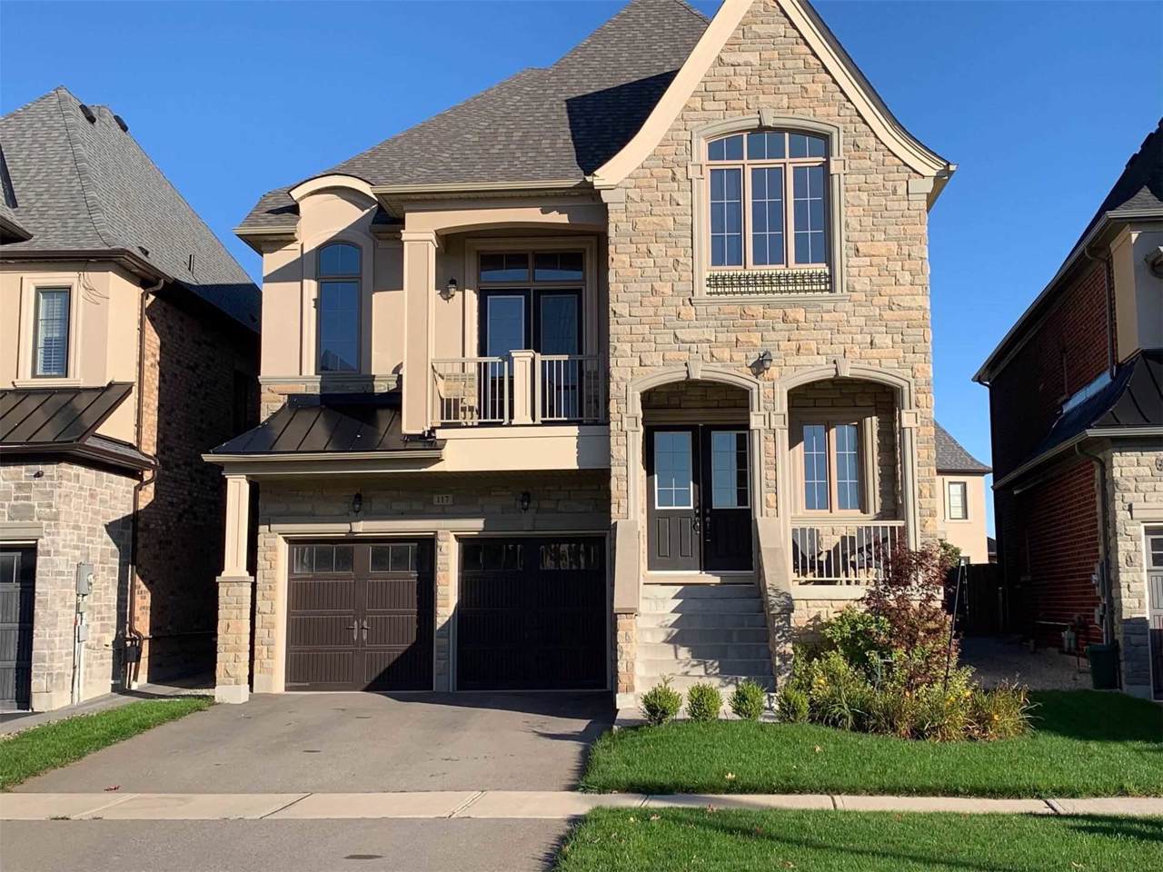 117 Burns Blvd - Photo 1