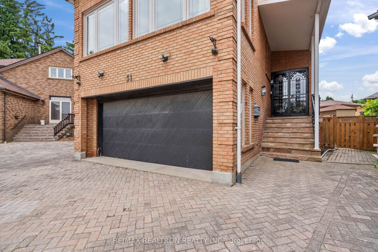 https://bt-photos.global.ssl.fastly.net/toronto/1280_boomver_7_C11996320-1.jpg