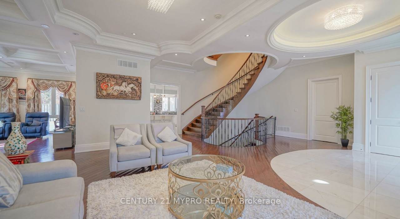 128 Garden Avenue - Photo 1