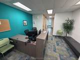265 Yorkland Boulevard - Photo 29