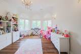 2706 Bayview Avenue - Photo 26
