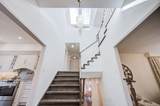 27 Denlow Boulevard - Photo 19