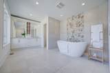 27 Denlow Boulevard - Photo 50