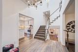 27 Denlow Boulevard - Photo 10