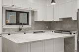 231 Macpherson Avenue - Photo 15