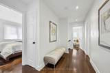 22 Denlow Boulevard - Photo 25
