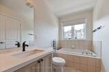 18 Kenneth Wood Crescent - Photo 20