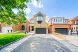 18 Booth Crescent - Photo 1