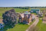 6409 10th Line - Photo 1
